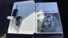 Toyota Yaris 1.5 Hybrid Icon 5dr CVT Hybrid Hatchback